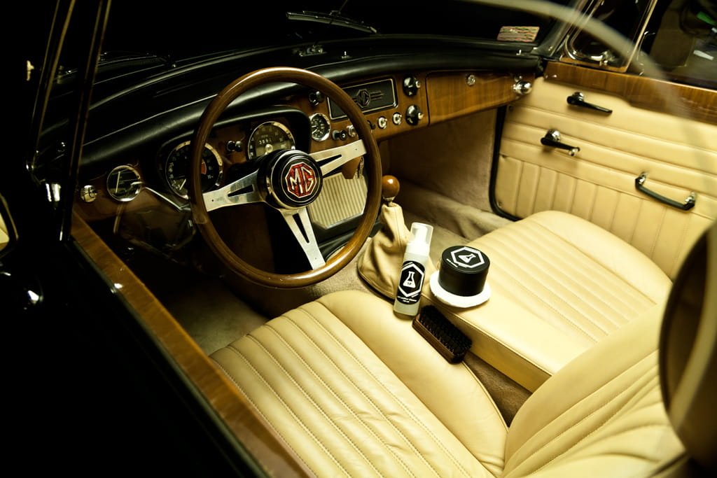 Manufaktura Wosku Zestaw do piel. tapicerek skórzanych 'Scotch&Vanilla' - obrazek 3