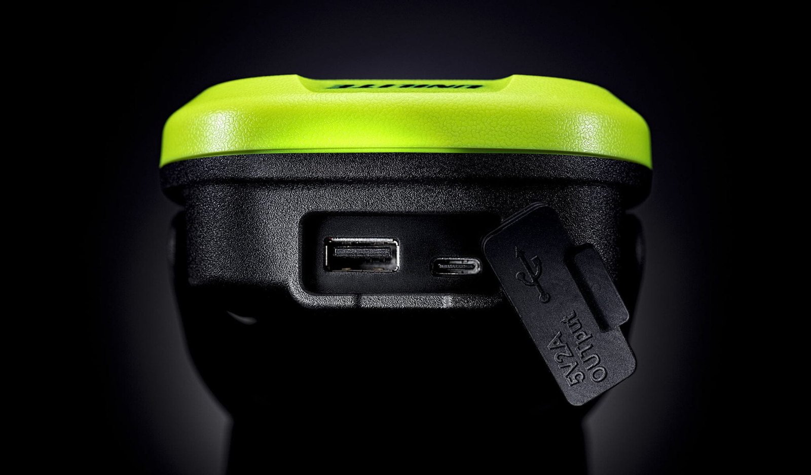 UNILITE CRI-1650R KOMPAKTOWA LAMPA CRI 96+ - obrazek 4